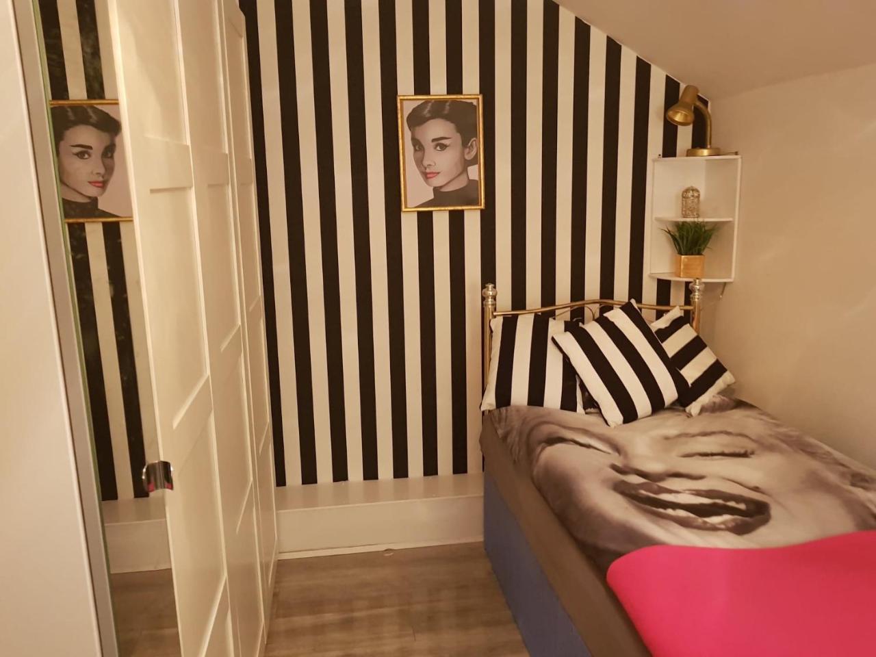 The Beauty Rooms Bnb Liverpool Exterior photo