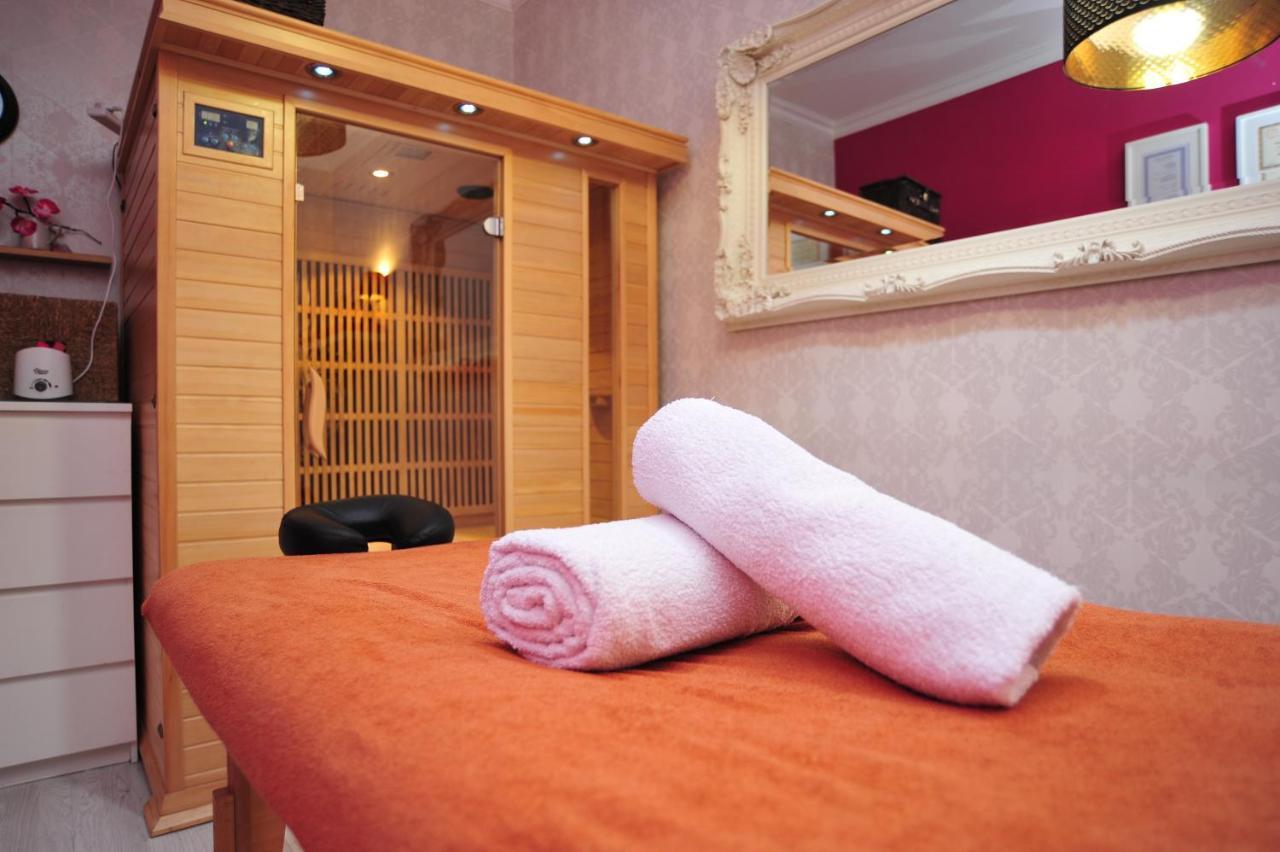 The Beauty Rooms Bnb Liverpool Exterior photo